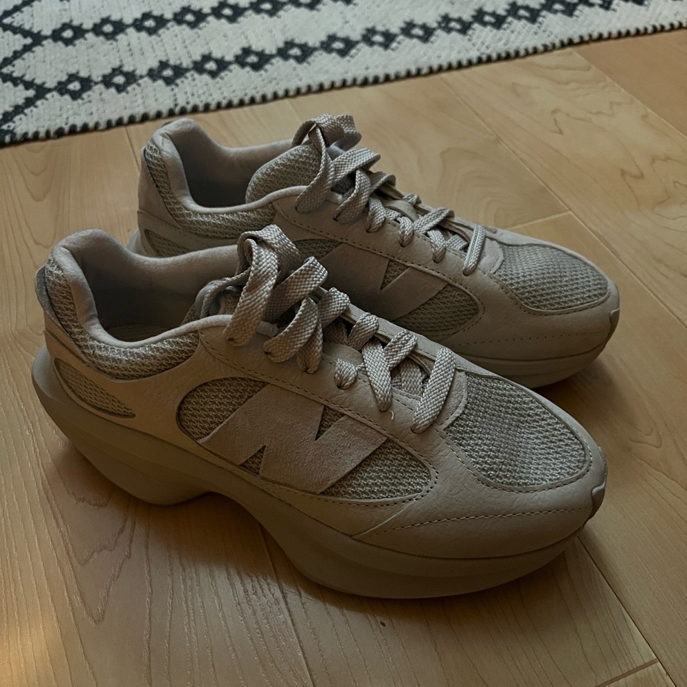 New Balance Light Gray Athletic Shoes